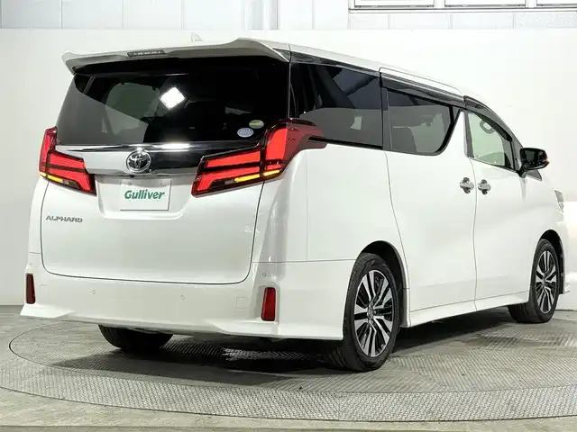 トヨタ アルファード S Cパッケージ 大阪府 2018(平30)年 5.5万km ホワイトパールクリスタルシャイン 純正9incナビTV フリップダウンモニター 黒革シート パワーシート/ヒーター/エアコン ステアリングヒーター 電動リアゲート デジタルインナーミラー レーダーC 衝突軽減B レーンアシスト ドライブレコーダー ETC