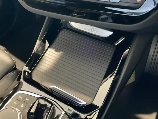 ＢＭＷ Ｘ３ xDrive20d Mスポーツ 熊本県 2022(令4)年 1.9万km 黒 スマートキー/プッシュスタート/フルセグTV/ETC/注意喚起アシスタント/ワイヤレス充電/インテリジェントセーフティ/PDC自動起動/アクティブPDC緊急ブレーキ/パーキングアシスト/電動パワーシート/シートヒーター/アダプティブクルーズコントロール/オートハイビーム/純正LEDヘッドライト/パワーバックドア