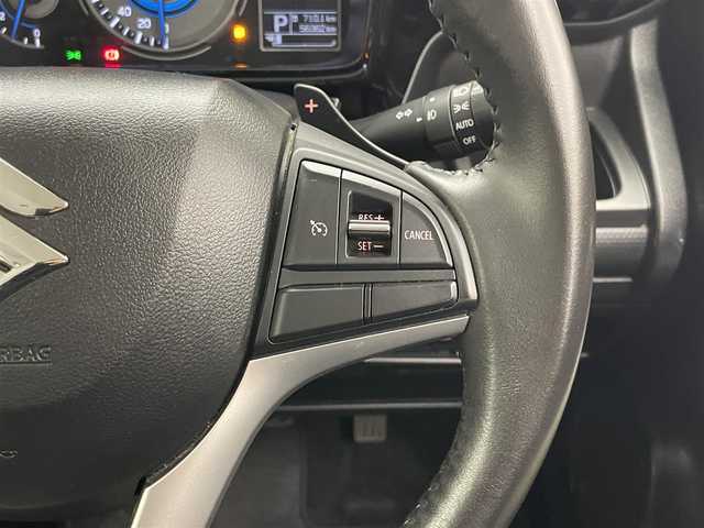 スズキ クロスビー HYBRID MZ 愛知県 2018(平30)年 5.7万km ミネラルグレーメタリック 3トーンコーディネート 社外８型ナビ　全方位カメラ　クルコン　禁煙　フルセグTV　ＤＶＤ　パドルシフト　バックカメラ　Ｂｌｕｅｔｏｏｔｈ　シートヒーター　衝突軽減　車線逸脱　コーナーセンサー　ＬＥＤライト　フォグ　純正マット　スマートキー　プッシュスタート　純正１６インチAW