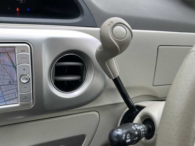 トヨタ ポルテ 130i Cパッケージ HIDセレ 富山県 2010(平22)年 10.3万km ブラックマイカ ワンオーナー/純正メモリーナビ（NSDN-W59）/ワンセグTV/ETC/純正フロアマット/純正ドアバイザー/キーレスリモコン/Wエアバッグ/パワースライドドア/バックカメラ/保証書/取説/ナビ取説/記録簿