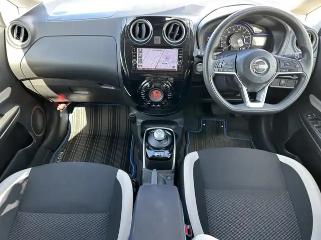 日産 ノート e－パワー X 新潟県 2019(令1)年 3.1万km シャイニングブルー オールシーズンタイヤ/（185/65/15）/スマートキー/アイドリングストップ/クルーズコントロール追従有/純正ナビ/（フルセグ、Bluetooth、CD/DVD、AM/FM）/デジタルインナーミラー/ステアリングスイッチ/LEDヘッドライト/フォグランプ/ETC/社外ドライブレコーダー（前方）/純正アルミホイール/純正フロアマット/横滑り防止/オートライト/コーナーセンサー（前後）/衝突軽減
