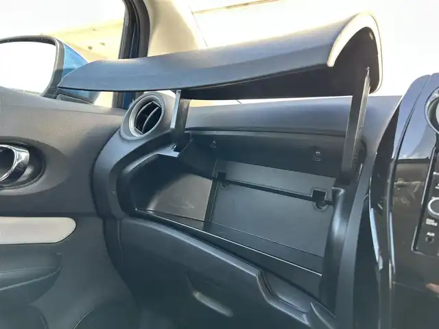 日産 ノート e－パワー X 新潟県 2019(令1)年 3.1万km シャイニングブルー オールシーズンタイヤ/（185/65/15）/スマートキー/アイドリングストップ/クルーズコントロール追従有/純正ナビ/（フルセグ、Bluetooth、CD/DVD、AM/FM）/デジタルインナーミラー/ステアリングスイッチ/LEDヘッドライト/フォグランプ/ETC/社外ドライブレコーダー（前方）/純正アルミホイール/純正フロアマット/横滑り防止/オートライト/コーナーセンサー（前後）/衝突軽減