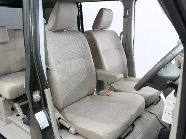 スズキ エブリィ ワゴン PZターボ スペシャル 三重県 2023(令5)年 1.9万km クールカーキPM セーフティサポート /アイドリングストップ/KENWOODメモリナビ・地デジTV/・DVD/CD/・Bluetooth/バックカメラ/パーキングセンサー(リア)/KENWOODドライブレコーダー(DRV-350DT)/車線逸脱警報機能/両側パワースライドドア /左後オートステップ/運転席シートヒーター/USB電源ソケット/ETC/純正14インチアルミホイール/HIDヘッドランプ/・オートライト/ハイビームアシスト/フォグランプ/プッシュエンジンスタート/スマートキー×2/新車時保証書/取扱説明書