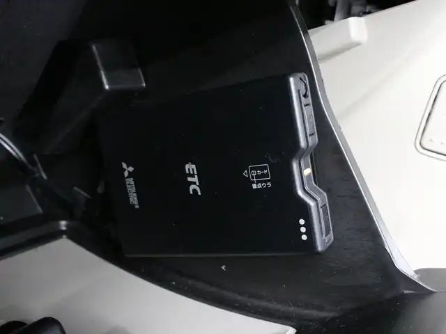 スズキ エブリィ ワゴン PZターボ スペシャル 三重県 2023(令5)年 1.9万km クールカーキPM セーフティサポート /アイドリングストップ/KENWOODメモリナビ・地デジTV/・DVD/CD/・Bluetooth/バックカメラ/パーキングセンサー(リア)/KENWOODドライブレコーダー(DRV-350DT)/車線逸脱警報機能/両側パワースライドドア /左後オートステップ/運転席シートヒーター/USB電源ソケット/ETC/純正14インチアルミホイール/HIDヘッドランプ/・オートライト/ハイビームアシスト/フォグランプ/プッシュエンジンスタート/スマートキー×2/新車時保証書/取扱説明書