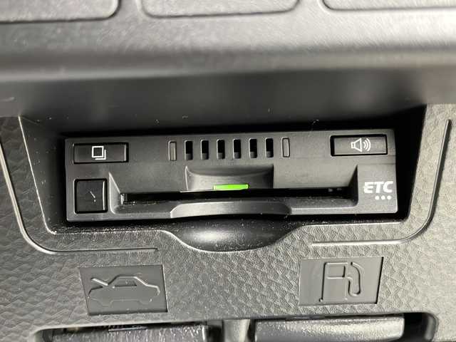 トヨタ ルーミー カスタムG－T 宮城県 2018(平30)年 7.8万km パールホワイトⅢ スマートアシスト/・衝突回避支援ブレーキ機能/・車線逸脱警報機能/・クルーズコントロール/純正ナビ/・フルセグTV/・BT.CD/DVD.SD/両側パワースライドドア/シートヒーター（D/N)/革巻きステアリング/ステアリングスイッチ/ビルトインETC/ドライブレコーダー/プッシュスタート/純正AW/LEDヘッドライト/LEDフォグ/純正フロアマット/アイドリングストップ