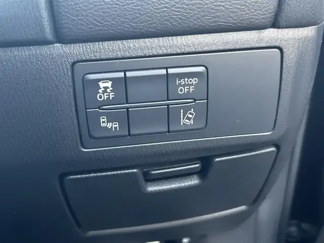 マツダ アテンザ ワゴン 20S プロアクティブ 静岡県 2015(平27)年 6万km ジェットブラックマイカ ワンオーナー/純正ナビ/フルセグTV/DVD/CD/BT/衝突軽減ブレーキ/レーンキープアシスト/ヘッドアップディスプレイ/レーダークルーズコントロール/ブラインドスポットモニター/バックソナー/ビルトインETC/LEDヘッドライト/LEDフォグ/ステアリングスイッチ/ルーフレール/純正19インチAW/スマートキー×2/保証書/取扱説明書/H30/R2/R3/R4/R6点検記録簿有