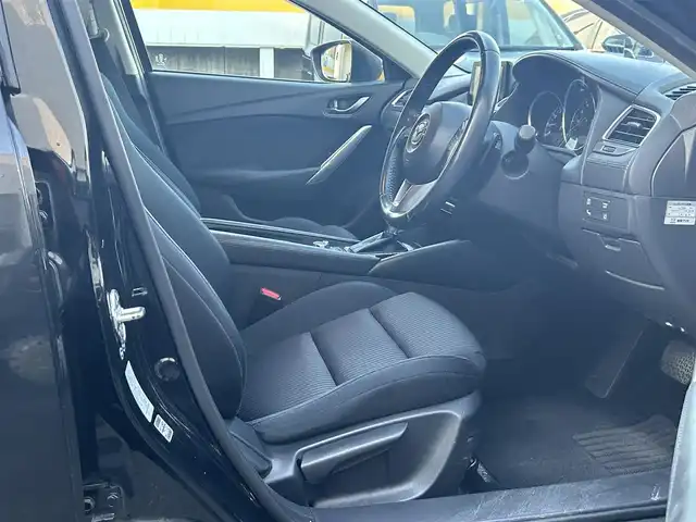 マツダ アテンザ ワゴン 20S プロアクティブ 静岡県 2015(平27)年 6万km ジェットブラックマイカ ワンオーナー/純正ナビ/フルセグTV/DVD/CD/BT/衝突軽減ブレーキ/レーンキープアシスト/ヘッドアップディスプレイ/レーダークルーズコントロール/ブラインドスポットモニター/バックソナー/ビルトインETC/LEDヘッドライト/LEDフォグ/ステアリングスイッチ/ルーフレール/純正19インチAW/スマートキー×2/保証書/取扱説明書/H30/R2/R3/R4/R6点検記録簿有