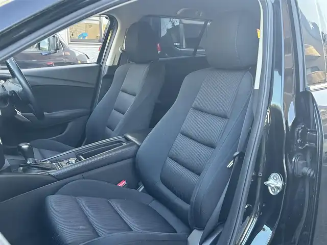 マツダ アテンザ ワゴン 20S プロアクティブ 静岡県 2015(平27)年 6万km ジェットブラックマイカ ワンオーナー/純正ナビ/フルセグTV/DVD/CD/BT/衝突軽減ブレーキ/レーンキープアシスト/ヘッドアップディスプレイ/レーダークルーズコントロール/ブラインドスポットモニター/バックソナー/ビルトインETC/LEDヘッドライト/LEDフォグ/ステアリングスイッチ/ルーフレール/純正19インチAW/スマートキー×2/保証書/取扱説明書/H30/R2/R3/R4/R6点検記録簿有