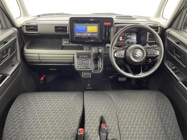 スズキ スペーシア ギア HYBRID XZターボ 宮城県 2024(令6)年 2万km モスグレーメタリック パイオニア８型ナビ/両側パワースライドドア/ヘッドアップディスプレイ/アダプティブクルーズコントロール/シート／ステアリングヒーター/フルセグTV/バックモニター/ETC/衝突軽減ブレーキ/レーンキープアシスト/オートハイビーム/パーキングセンサー/LEDヘッドライト/フォグランプ/ルーフレール/禁煙車