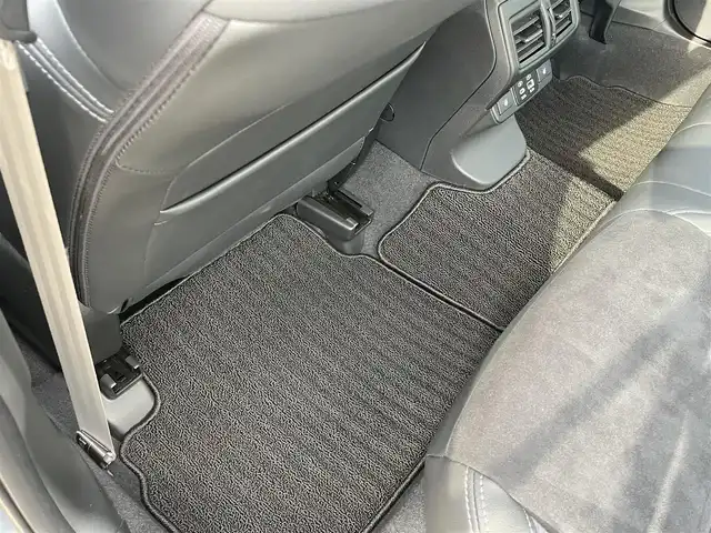 スバル ＷＲＸ Ｓ４ STIスポーツシャープ 東京都 2024(令6)年 0.8万km グレー 【特別仕様　500台限定車】/カラー：オフショアルブルーM（XDB）/haman/kardonプレミアムサウンド/245/35R19 ハイパフォーマンスタイヤ/（ミシュラン パイロット スポーツ 5）/STI製フレキシブルパフォーマンスホイール/（BBS 19 インチ）/鍛造・スーパーブラックハイラスター塗装/STI製フレキシブルドロータワーバー（STI Sport♯ロゴ付）/STI製フレキシブルドロースティフナー フロント/リヤ/本革巻ステアリングホイール/（シルバーステッチ、高触感革、ピアノブラック調加飾パネル）/シフトブーツ（シルバーステッチ）/RECARO フロントシート/［ブラック、ウルトラスエード+合成皮革（シルバーステッチ）+STI ロゴ入り］&リヤシート［ブラック、ウルトラスエード+合成皮革（シルバーステッチ）］/運転席＆助手席 8 ウェイパワーシート/シートヒーター/メーカーナビ/CD/DVD/BT/AM/FM/USB/TV/AppleCarplay/androidauto/マルチビューモニター/リアビークルディテクション（SRVD）/STiスポイラー「フロント・サイド・リア」/STiリアディフューザー/ビルトインETC2.0/PROVAダウンサス（純正サス積込）