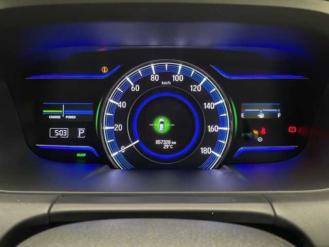 ホンダ オデッセイ ハイブリッド アブソルートセンシングアドバンP 宮崎県 2016(平28)年 5.8万km ホワイトオーキッドパール 禁煙車/ホンダセンシング/純正ナビTV/（CD/DVD/FMAM/Bluetooth/フルセグTV）/純正ビルトインETC/純正LEDオートライト/純正フォグ/純正17インチアルミ/純正フロアマット/社外前後ドライブレコーダー/両側電動スライドドア/アダプティブクルーズコントロール/レーンディパーチャーアラート/オートエアコン/ハーフレザーシート/運転席パワーシート/本革巻ハンドル/ブラックインテリアパネル/ウインカードアミラー/スマートキー/プッシュエンジンスタート/スペアキー/新車時保証書/取扱い説明書