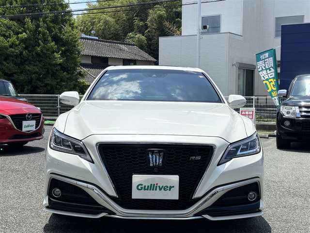 トヨタ クラウン ハイブリッド RS アドバンス 熊本県 2018(平30)年 4万km ホワイトパールクリスタルシャイン サンルーフ/純正ナビ/【フルセグTV/CD/DVD/Bluetooth/ラジオ 】/パノラミックビューモニター/デジタルインナーミラー/レーダークルーズコントロール/パドルシフト/レーントレーシングアシスト/プリクラッシュセーフティ/ブラインドスポットモニター/クリアランスソナー/リヤクロストラフィックアラート/リヤカメラディテクション/パーキングサポートブレーキ/ヘッドアップディスプレイ/ロードサインアシスト/先行車発進お知らせ機能/黒革シート/前席パワーシート/運転席シートメモリ/前席エアーシート/シートヒーター/純正18インチAW/オートライト/LEDヘッドライト/フォグランプ/ブレーキホールド/横滑り防止機能/革巻きステアリング/ステアリングスイッチ/保証書/取扱説明書/