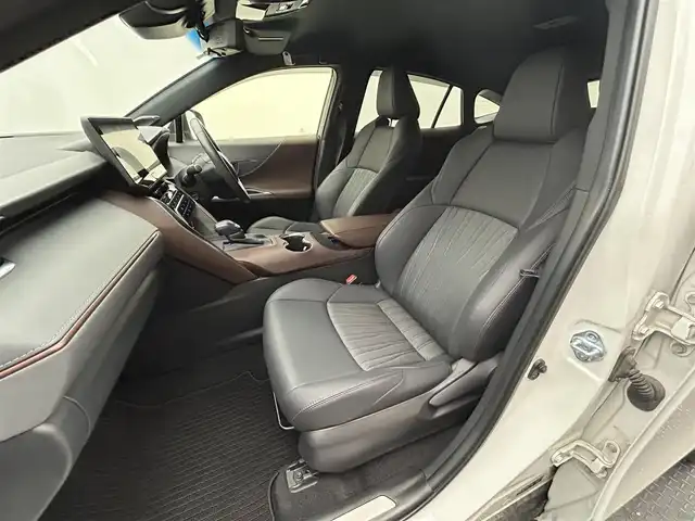 トヨタ ハリアー Z 愛媛県 2021(令3)年 1.8万km ホワイトパールクリスタルシャイン ワンオーナー/車検R8年10月/12.3インチTコネクトナビゲーション/AppleCarPlay/AndroidAuto/JBL9スピーカーサウンドシステム/フルセグ/バックカメラ/ハンズフリーパワーバックドア/トヨタセーフティセンス/・レーダークルーズコントロール/・レーンキープアシスト/・プリクラッシュセーフティ/・ハイビームアシスト/・ブラインドスポットモニター/デジタルインナーミラー/LEDヘッドライト/パワーシート/シートヒーター/ETC2.0/禁煙車/置くだけ充電　