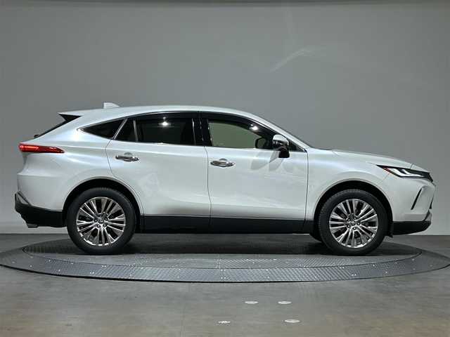 トヨタ ハリアー Z 愛媛県 2021(令3)年 1.8万km ホワイトパールクリスタルシャイン ワンオーナー/車検R8年10月/12.3インチTコネクトナビゲーション/AppleCarPlay/AndroidAuto/JBL9スピーカーサウンドシステム/フルセグ/バックカメラ/ハンズフリーパワーバックドア/トヨタセーフティセンス/・レーダークルーズコントロール/・レーンキープアシスト/・プリクラッシュセーフティ/・ハイビームアシスト/・ブラインドスポットモニター/デジタルインナーミラー/LEDヘッドライト/パワーシート/シートヒーター/ETC2.0/禁煙車/置くだけ充電　
