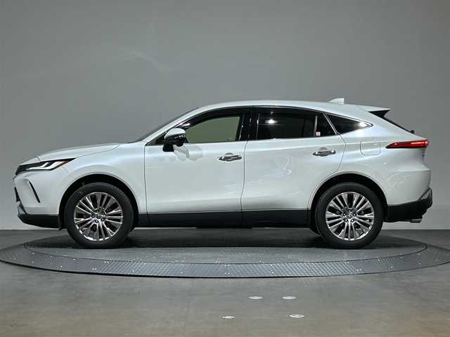 トヨタ ハリアー Z 愛媛県 2021(令3)年 1.8万km ホワイトパールクリスタルシャイン ワンオーナー/車検R8年10月/12.3インチTコネクトナビゲーション/AppleCarPlay/AndroidAuto/JBL9スピーカーサウンドシステム/フルセグ/バックカメラ/ハンズフリーパワーバックドア/トヨタセーフティセンス/・レーダークルーズコントロール/・レーンキープアシスト/・プリクラッシュセーフティ/・ハイビームアシスト/・ブラインドスポットモニター/デジタルインナーミラー/LEDヘッドライト/パワーシート/シートヒーター/ETC2.0/禁煙車/置くだけ充電　