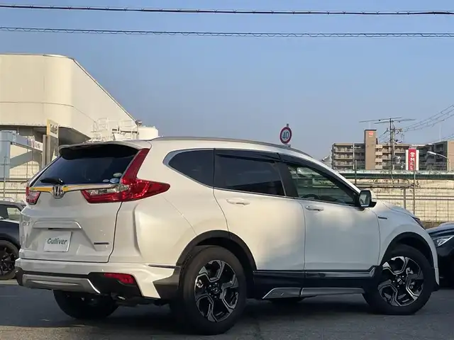 ホンダ ＣＲ－Ｖ ハイブリッド EX・マスターピース 兵庫県 2019(令1)年 5.1万km プラチナホワイトパール 純正インターナビ/フルセグTV/バックカメラ/BlueTooth/サンルーフ/パワーバックドア/レザーシート/パワーシート/シートヒーター/パドルシフト/ルーフレール/ビルドインETC2.0/ホンダセンシング/　・衝突軽減ブレーキ（CMBS）/　・誤発進抑制機能/　・歩行者事故低減ステアリング/　・路外逸脱抑制機能/　・先行車発進お知らせ機能/　・標識認識機能/　・オートハイビーム/　・アダプティブクルコン/　・車線維持支援システム（LKAS）