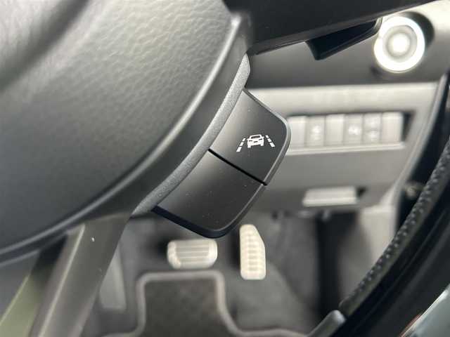 スズキ スイフト スポーツ 愛知県 2023(令5)年 0.4万km スーパーブラックパール 社外メモリナビ（MDV-D311W）/AMFM/CD/SD/BT/ワンセグ/全方位カメラ/ETC/プッシュスタート/ACC/パドルシフト/衝突軽減ブレーキ/車線逸脱警報/BSM/クリアランスソナー/シートヒーター/wedssports　17インチAW/LEDヘッドライト/純正フロアマット/ISOFIX/保証書/取扱説明書/スペアキー
