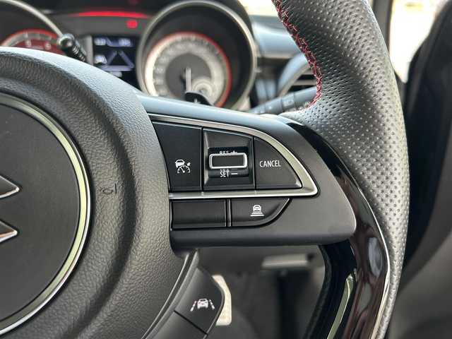 スズキ スイフト スポーツ 愛知県 2023(令5)年 0.4万km スーパーブラックパール 社外メモリナビ（MDV-D311W）/AMFM/CD/SD/BT/ワンセグ/全方位カメラ/ETC/プッシュスタート/ACC/パドルシフト/衝突軽減ブレーキ/車線逸脱警報/BSM/クリアランスソナー/シートヒーター/wedssports　17インチAW/LEDヘッドライト/純正フロアマット/ISOFIX/保証書/取扱説明書/スペアキー