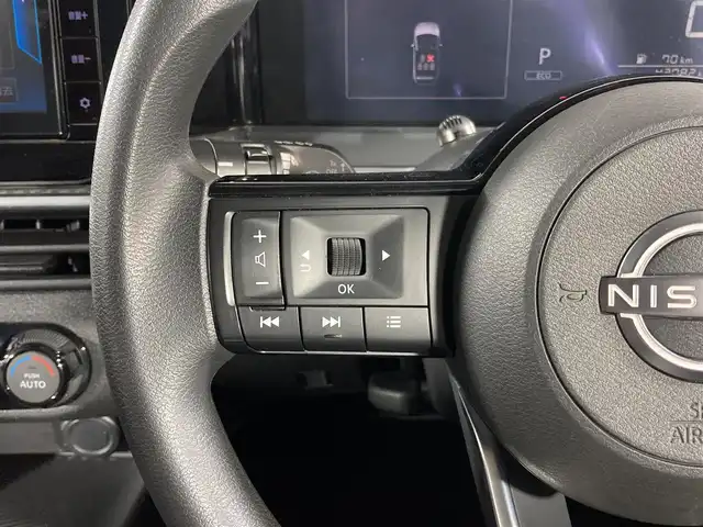 日産 ノート X 沖縄県 2021(令3)年 4.3万km バーガンディー 【県外仕入れ】/禁煙車/エマージェンシーブレーキ/純正ナビ/コーナーセンサー/Bluetooth/電子パーキング/USB端子/ウィンカーミラー/コーナーセンサー/ドアバイザー/エアバック/ステアリングスイッチ/デジタルTV/CD