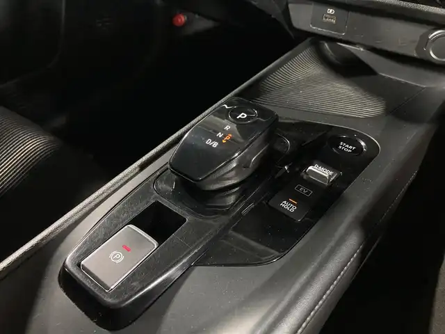 日産 ノート X 沖縄県 2021(令3)年 4.3万km バーガンディー 【県外仕入れ】/禁煙車/エマージェンシーブレーキ/純正ナビ/コーナーセンサー/Bluetooth/電子パーキング/USB端子/ウィンカーミラー/コーナーセンサー/ドアバイザー/エアバック/ステアリングスイッチ/デジタルTV/CD