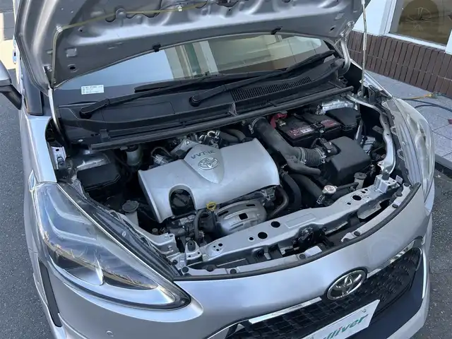 トヨタ シエンタ G クエロ 静岡県 2018(平30)年 5.6万km シルバーM 後期型/モデリスタエアロＦＳＲ/トヨタセーフティセンス/オートハイビーム/プリクラッシュ/レーンディパーチャー/９型ナビ/フルセグＴＶ/ＤＶＤ再/バックカメラ/ＨＤＭＩポート/ハーフレザー/ハンドル＆シートヒーター/ＬＥＤヘッド/フォグライト/社外１７ＡＷ
