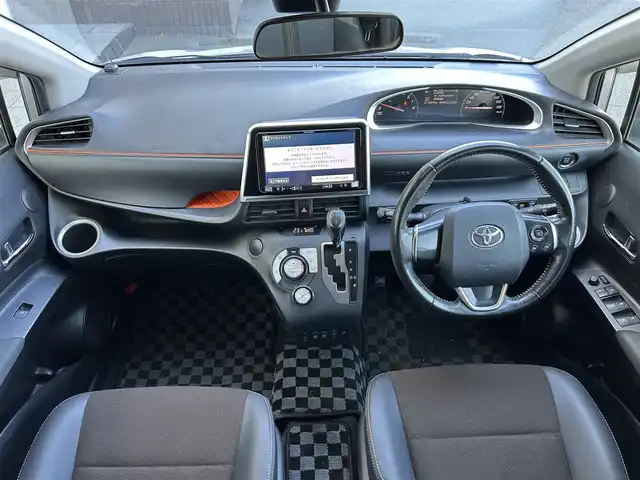 トヨタ シエンタ G クエロ 静岡県 2018(平30)年 5.6万km シルバーM 後期型/モデリスタエアロＦＳＲ/トヨタセーフティセンス/オートハイビーム/プリクラッシュ/レーンディパーチャー/９型ナビ/フルセグＴＶ/ＤＶＤ再/バックカメラ/ＨＤＭＩポート/ハーフレザー/ハンドル＆シートヒーター/ＬＥＤヘッド/フォグライト/社外１７ＡＷ
