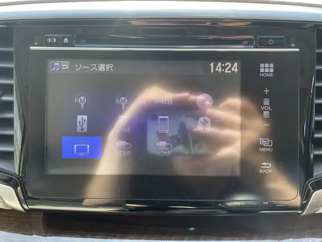 ホンダ オデッセイ G 山形県 2014(平26)年 7.9万km ホワイトオーキッドパール (株)IDOMが運営する【じしゃロン山形店】の自社ローン専用車両になります。/こちらは現金またはオートローンご利用時の価格です。/自社ローンご希望の方は別途その旨お申付け下さい。/純正ナビ/（FM/AM/ラジオ/CD/DVD/TV/Bluetooth）/フリップダウンモニター/両側パワースライドドア/クルーズコントロール/バックカメラ/ビルトインETC/オットマン/ステアリングスイッチ/プッシュスタート/ウィンカーミラー/アイドリングストップ/横滑り防止