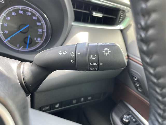 トヨタ ハリアー ハイブリッド Z レザーパッケージ 福岡県 2020(令2)年 6.2万km ホワイトパールクリスタルシャイン トヨタセーフティセンス/デジタルインナーミラー/コーナーセンサー/レーンキープアシスト/バックカメラ/全方位カメラ/エアバッグ/ドラレコ/純正ナビ/BT/フルセグTV/純正アルミホイール/純正フロアマット/プッシュスタート/スマートキー/オートライト/オートハイビーム/LED/ETC２．０/シートヒーター/エアシート/パワーシート/ステアリングヒーター/クルコン