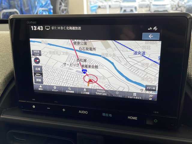 ホンダ フリード ハイブリット e:HEV AIR 道央・札幌 2024(令6)年 0.5万km プラチナホワイトパール ・4WD  /e:HEV/・ホンダセンシング/・衝突被害軽減システム/盗難防止装置/・追従式クルーズコントロール/・コンフォートビュパッケージ/・純正12インチHonda CONNECT for Gathers/・ナビ/Bluetooth/USB/・バックカメラ/・両側パワースライドドア/・レーンアシスト/コーナーセンサー/・横滑り防止装置/・LEDオートライト/・オートマチックハイビーム/・運転席＆助手席シートヒーター/・ロールサンシェード（スライドドア両側）/・ウォークスルー/・スマートキー/・ETC