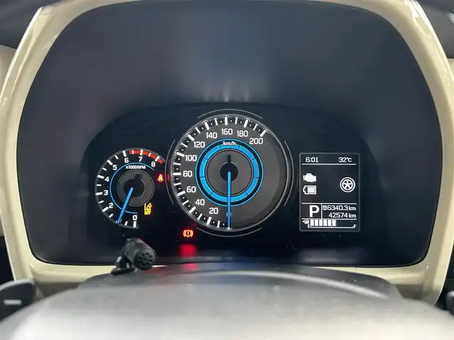 スズキ クロスビー HYBRID MZ 大阪府 2019(令1)年 4.3万km キャラバンアイボリーパールメタリック/ブラック 2トーンルーフ 純正SDナビ（CN-RZ843）/全方位モニター/前後ドラレコ（DRVR518S）/クルーズコントロール/Bluetooth/CD/DVD/フルセグTV/衝突被害軽減システム/純正16インチアルミホイール/LEDヘッドライト/アイドリングストップ/コーナーセンサー/横滑り防止装置/レーンキープアシスト/純正フロアマット/カーテンエアバック/取扱説明書/保証書/記録簿（R2.4/R4.4/R6.3/R6.4）