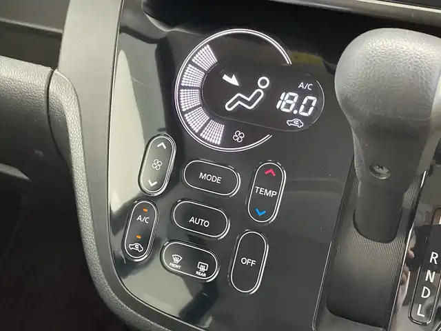 日産 デイズ ルークス ハイウェイスターX 大分県 2017(平29)年 7万km ブラック ストラーダメモリナビ【CN-RE03WD】/　フルセグTV/Bluetooth/CD/DVD/USB/アラウンドビューモニター/両側パワースライドドア/衝突被害軽減ブレーキ/横滑り防止装置/アイドリングストップ/オートマチックハイビーム/LEDヘッドライト/禁煙車