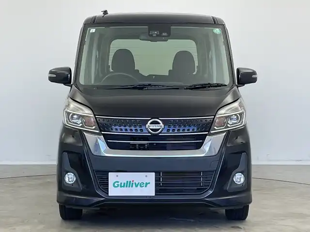 日産 デイズ ルークス ハイウェイスターX 大分県 2017(平29)年 7万km ブラック ストラーダメモリナビ【CN-RE03WD】/　フルセグTV/Bluetooth/CD/DVD/USB/アラウンドビューモニター/両側パワースライドドア/衝突被害軽減ブレーキ/横滑り防止装置/アイドリングストップ/オートマチックハイビーム/LEDヘッドライト/禁煙車