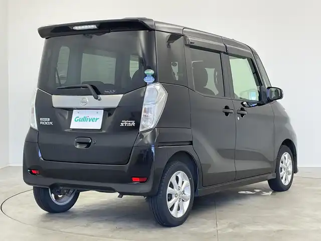 日産 デイズ ルークス ハイウェイスターX 大分県 2017(平29)年 7万km ブラック ストラーダメモリナビ【CN-RE03WD】/　フルセグTV/Bluetooth/CD/DVD/USB/アラウンドビューモニター/両側パワースライドドア/衝突被害軽減ブレーキ/横滑り防止装置/アイドリングストップ/オートマチックハイビーム/LEDヘッドライト/禁煙車