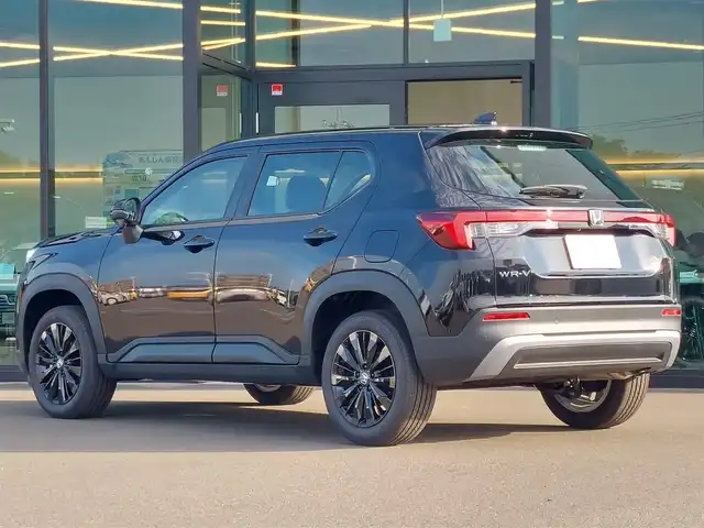 ホンダ ＷＲ－Ｖ Z ブラックスタイル 東京都 2025(令7)年 0.1万km クリスタルブラックパール Honda SENSING/・衝突軽減ブレーキ/・誤発進抑制機能/・路外逸脱抑制機能/・車線維持支援システム/・先行車発進お知らせ機能/・アダプティブクルーズコントロール/・オートハイビーム/プッシュスタート/パドルシフト/純正9インチディスプレイオーディオ/・Apple CarPlay/Android Auto/バックカメラ/ハーフレザーシート/LEDヘッドライト/17インチ純正アルミホイール