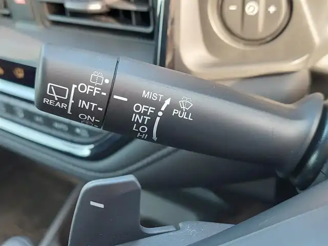 ホンダ ＷＲ－Ｖ Z ブラックスタイル 東京都 2025(令7)年 0.1万km クリスタルブラックパール Honda SENSING/・衝突軽減ブレーキ/・誤発進抑制機能/・路外逸脱抑制機能/・車線維持支援システム/・先行車発進お知らせ機能/・アダプティブクルーズコントロール/・オートハイビーム/プッシュスタート/パドルシフト/純正9インチディスプレイオーディオ/・Apple CarPlay/Android Auto/バックカメラ/ハーフレザーシート/LEDヘッドライト/17インチ純正アルミホイール