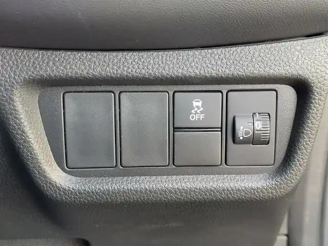 ホンダ ＷＲ－Ｖ Z ブラックスタイル 東京都 2025(令7)年 0.1万km クリスタルブラックパール Honda SENSING/・衝突軽減ブレーキ/・誤発進抑制機能/・路外逸脱抑制機能/・車線維持支援システム/・先行車発進お知らせ機能/・アダプティブクルーズコントロール/・オートハイビーム/プッシュスタート/パドルシフト/純正9インチディスプレイオーディオ/・Apple CarPlay/Android Auto/バックカメラ/ハーフレザーシート/LEDヘッドライト/17インチ純正アルミホイール