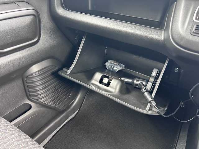 スズキ ハスラー HYBRID G 大阪府 2024(令6)年 0.4万km クールカーキパールメタリック/ソフトベージュメタリック ディスプレイオーディオ　（FH-8500US）/Ｂｌｕｅｔｏｏｔｈ　/バックカメラ　/ＡＵＸ　/レーダークルーズコントロール　/シートヒーター　/パーキングセンサー　/ＬＥＤヘッドライト　/オートライト　/ＥＴＣ　/スマートキー