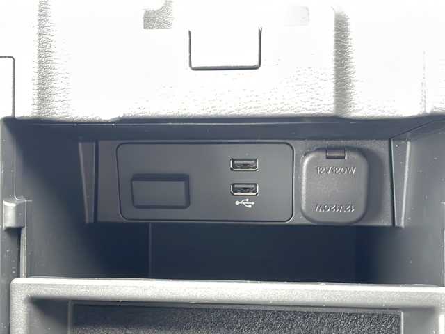 マツダ ＣＸ－５ XD スポーツアピアランス 福岡県 2022(令4)年 3.6万km スノーフレイクホワイトパールマイカ ディスプレイオーディオ/フルセグＴＶ/Bluetooth/全周囲カメラ/ＣＤ／ＤＶＤ再生機能有/HUD/オートクルーズコントロール/ＥＴＣ/パワーバックドア/レザーシート/シートヒーター/ステアリングヒーター/純正19インチアルミホイール/純正フロアマット/サイドバイザー/純正エンジンスターター