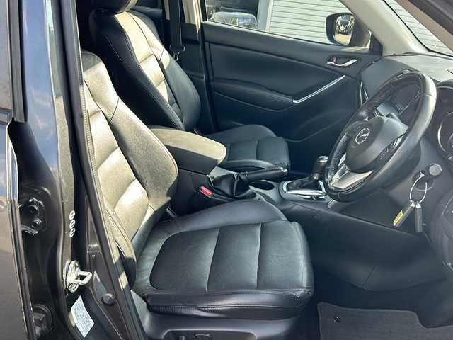 マツダ ＣＸ－５ XD Lパッケージ 山梨県 2013(平25)年 8.7万km メテオグレーマイカ 社外ナビ/　(CD/DVD/iPod/USB/BT)/バックカメラ/クルーズコントロール/HIDオートライト/レザーシート/シートヒーター/パワーシート/純正19インチアルミホイール/スマートキー/ETC