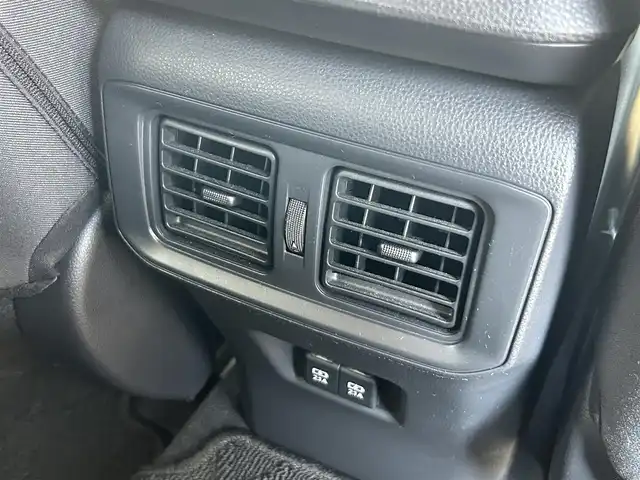 トヨタ ＲＡＶ４ X 静岡県 2020(令2)年 3万km アティチュードブラックマイカ ４ＷＤ/トヨタセーフティセンス/純正ＳＤナビ/ワンセグＴＶ/CＤ再生/バックカメラ/前後ドラレコ/レーダークルーズ/ビルトインＥＴＣ/ＰＫＳＢ/ＬＴＡ/ＬＥＤヘッドライト/ルーフレール/純正１７ＡＷ