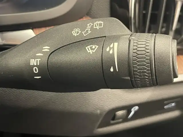 ボルボ Ｖ６０ B5 インスクリプション 岡山県 2021(令3)年 3.2万km オニキスブラックP クライメートＰＫＧ/・フロントシートヒーター/・ステアリングホイールヒーター/・リアシートヒーター/・ウオッシャー一体型フロントワイパー/パノラマガラスＳＲ/ＦＯＰ19インチアルミ/harman/kardon/ブラウンレザーシート/ベンチレーションシート（Ｄ／Ｎ）/シートヒーター（ＡＬＬ）/パワーシート/ＬＥＤヘッドライト/オートハイビーム/パワーテールゲート/純正ナビ/フルセグTV/360°カメラ/アップルカープレイ/アンドロイドオート/ACC/LKA/BLIS/HUD