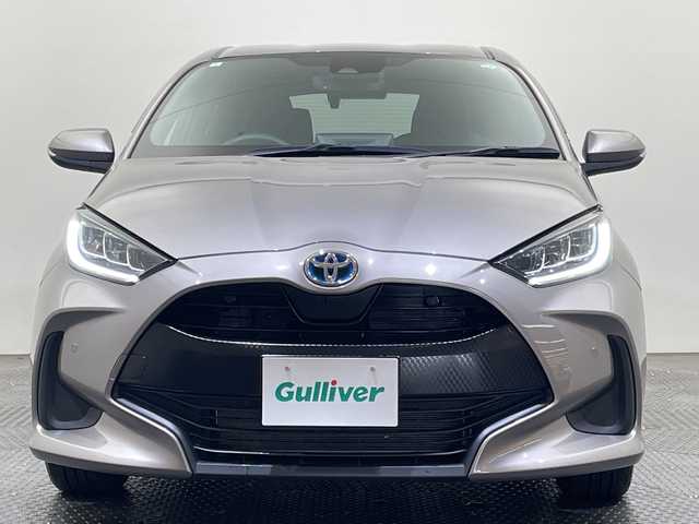 トヨタ ヤリス ハイブリッド Z 愛媛県 2023(令5)年 1.6万km アバンギャルドブロンズメタリック 純正ナビゲーション/Bluetooth/バックカメラ/LEDヘッドライト/ETC/ドライブレコーダー/シートヒーター/トヨタセーフティセンス/レーンキープアシスト/クルーズコントロール/スマートキー