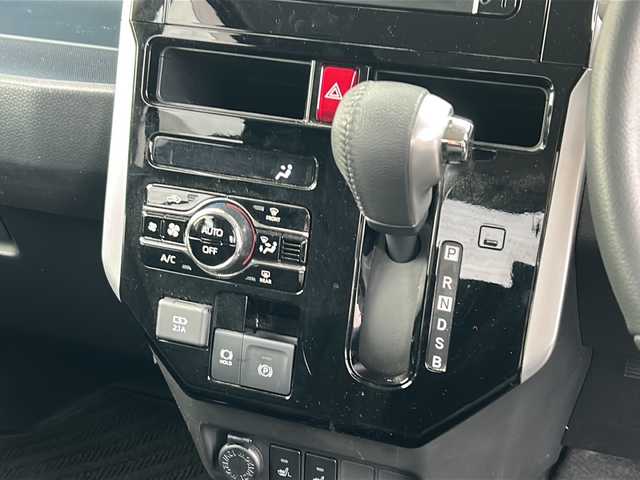 トヨタ ルーミー カスタムG 福島県 2021(令3)年 2万km ブラックマイカメタリック 4WD 寒冷地仕様 ナビ ワンセグTV Bluetooth 両側パワースライドドア クルーズコントロール 前席シートヒーター LEDヘッドライト オートライト フォグランプ レーンキープ バックソナー スマートキー