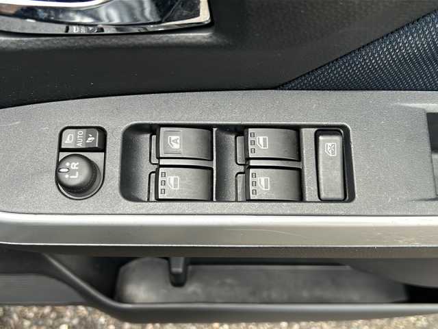 トヨタ ルーミー カスタムG 福島県 2021(令3)年 2万km ブラックマイカメタリック 4WD 寒冷地仕様 ナビ ワンセグTV Bluetooth 両側パワースライドドア クルーズコントロール 前席シートヒーター LEDヘッドライト オートライト フォグランプ レーンキープ バックソナー スマートキー
