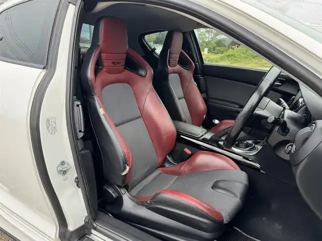 マツダ ＲＸ－８ スピリットR 兵庫県 2013(平25)年 6.9万km クリスタルホワイトパールマイカ RE雨宮リアスポイラー/RE雨宮エンジンフード/NRFフロントバンパー/アブフラッグリアバンパー/RE雨宮シフトノブ/TEIN車高調/純正19インチ鍛造AW/純正ナビ/フルセグTV/DVD再生可/Bluetooth接続可/バックカメラ