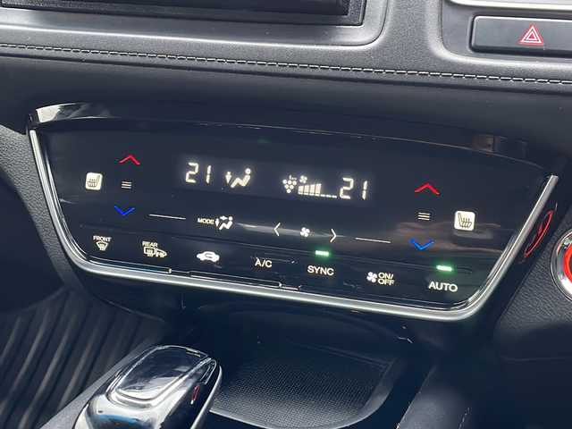 ホンダ ヴェゼル ハイブリッド Z ホンダセンシング 新潟県 2019(平31)年 6.3万km クリスタルブラックパール 4WD/社外SDナビ(AVIC-RZ902)/CD/DVD/BT/フルセグテレビ/ETC/ドライブレコーダー/衝突被害軽減ブレーキ/レーンキープアシスト/レーダークルーズコントロール/半革シート/シートヒーター /ステアリングスイッチ/パドルシフト/スマートキー/プッシュスタート/LEDヘッドライト/オートライト/フォグランプ/純正17インチアルミホイール