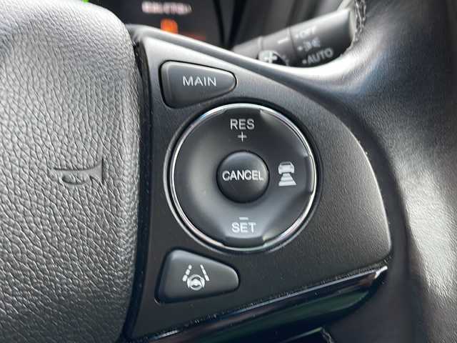 ホンダ ヴェゼル ハイブリッド Z ホンダセンシング 新潟県 2019(平31)年 6.3万km クリスタルブラックパール 4WD/社外SDナビ(AVIC-RZ902)/CD/DVD/BT/フルセグテレビ/ETC/ドライブレコーダー/衝突被害軽減ブレーキ/レーンキープアシスト/レーダークルーズコントロール/半革シート/シートヒーター /ステアリングスイッチ/パドルシフト/スマートキー/プッシュスタート/LEDヘッドライト/オートライト/フォグランプ/純正17インチアルミホイール