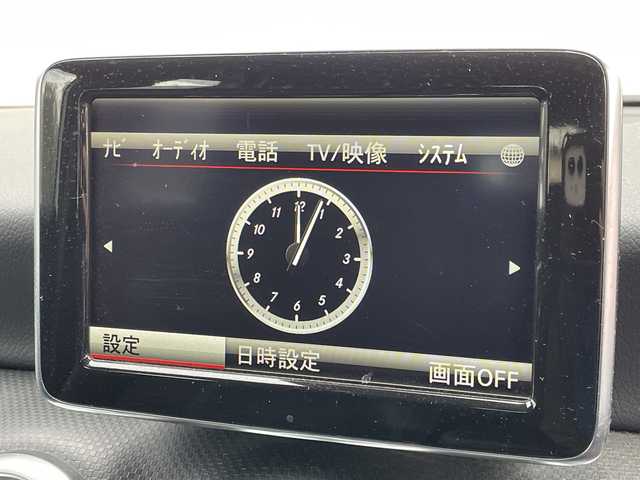 メルセデス・ベンツ Ａ１８０ 秋田県 2015(平27)年 9.6万km ポーラシルバー ・純正ナビ/・フルセグTV/・バックカメラ/・ETC/・追従式クルーズコントロール/・前後コーナーセンサー/・ハーフレザーシート/・オートライト/・スマートキー/・純正フロアマット