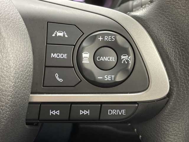 トヨタ ライズ Z 福島県 2021(令3)年 1.7万km ブライトシルバーM /禁煙車//パノラミックビューモニター//シートヒーター//ＢＳＭ//純正９型ナビ/CD・DVD・BT・MSV・フルセグTV・USB//TVキャンセラー//２．０ＥＴＣ//ＬＥＤライト//クリアランスソナー//レーダークルーズコントロール//電動パーキングブレーキ//１００Ｖ充電//ＬＥＤライト//シーケンシャルウィンカー//前後ドライブレコーダー//フォグライト