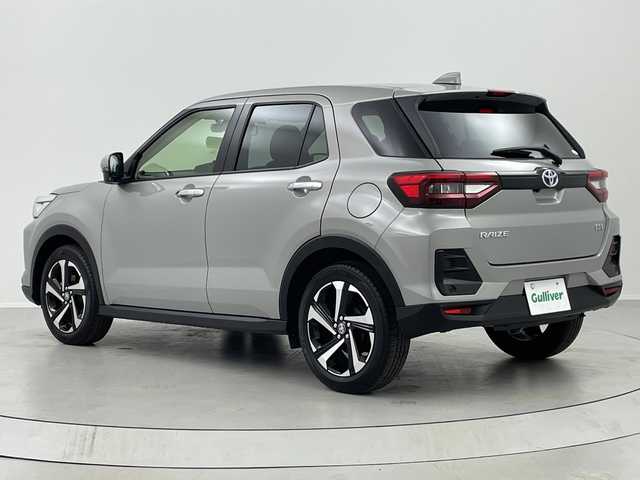 トヨタ ライズ Z 福島県 2021(令3)年 1.7万km ブライトシルバーM /禁煙車//パノラミックビューモニター//シートヒーター//ＢＳＭ//純正９型ナビ/CD・DVD・BT・MSV・フルセグTV・USB//TVキャンセラー//２．０ＥＴＣ//ＬＥＤライト//クリアランスソナー//レーダークルーズコントロール//電動パーキングブレーキ//１００Ｖ充電//ＬＥＤライト//シーケンシャルウィンカー//前後ドライブレコーダー//フォグライト